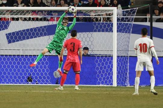 선방한 조현우. 사진[연합뉴스]