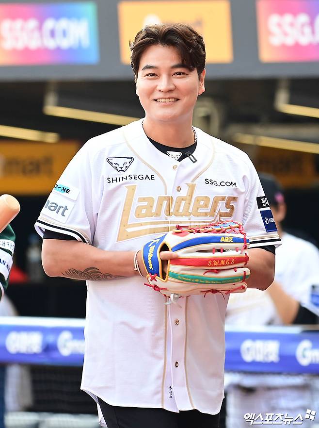 추신수 SSG 랜더스 구단주 보좌역이 14일 인천 SSG랜더스필드에서 열린 2025 신한 SOL Bank KBO리그 롯데 자이언츠와의 경기에서 공식 은퇴식을 갖는다. 사진 박지영 기자