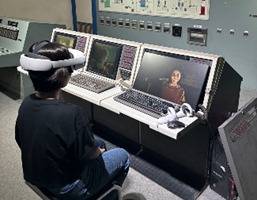 지난해 BIFAN '비욘드 리얼리티' 전시회서 XR 콘텐츠를 체험하는 어린이.