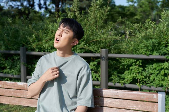 폭염이 지속되면 심장이 과부화될 가능성이 커져 심장 건강에 주의가 필요하다. [사진=게티이미지뱅크]