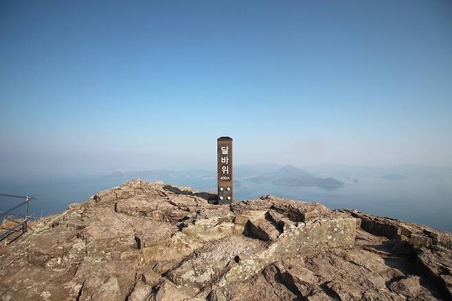 달바위 정상 모습. 장보영 제공