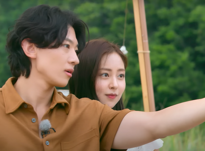 연애 프로그램 ‘솔로지옥’의 출연진(기사 내용과 직접적인 관련 없음). 게임 업계에서도 AI를 활용한 연애 관련 콘텐츠가 다수 생산되고 있다. [티빙 유튜브 채널 캡처]
