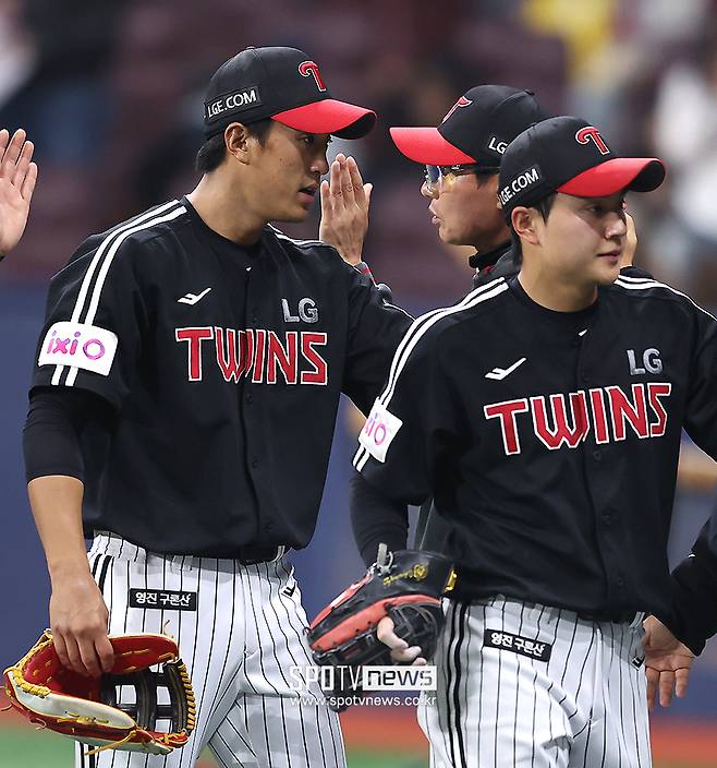 ▲ 송찬의 염경엽 감독 ⓒ곽혜미 기자