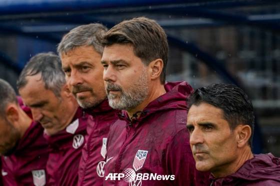 마우리시오 포체티노(오른쪽 두 번째) 미국 축구대표팀 감독. /AFPBBNews=뉴스1