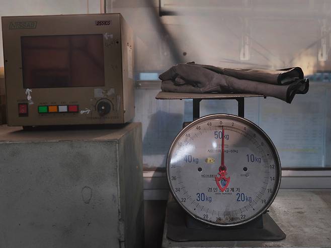 김윤삼 작 '하루-무게' 2025