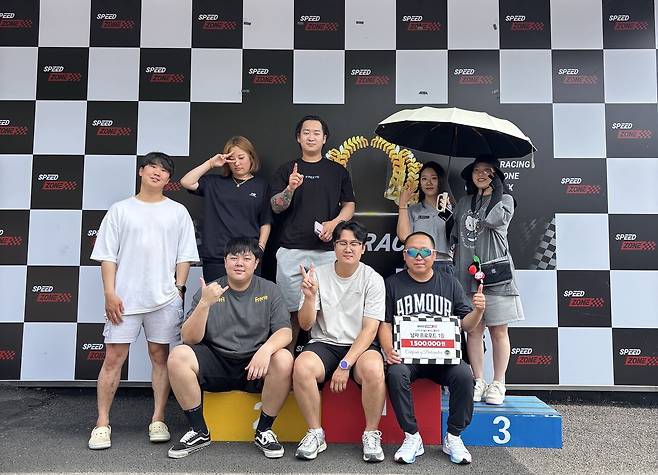 레이스 챌린지 시상식 참가자들