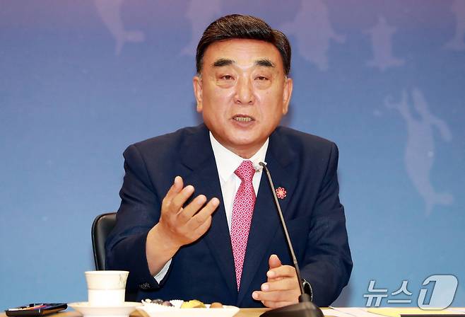 김두겸 울산시장이 16일 울산시청 프레스센터에서 기자간담회를 하고 있다. (울산시 제공. 재판매 및 DB 금지) /뉴스1