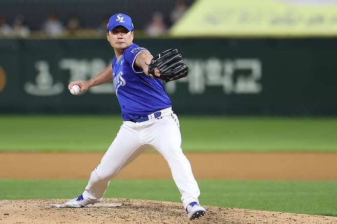 삼성 오승환이 4일 인천SSG랜더스필드에서 열린 2025 KBO리그 SSG전에서 힘차게 공을 던지고 있다. 사진 | 삼성 라이온즈