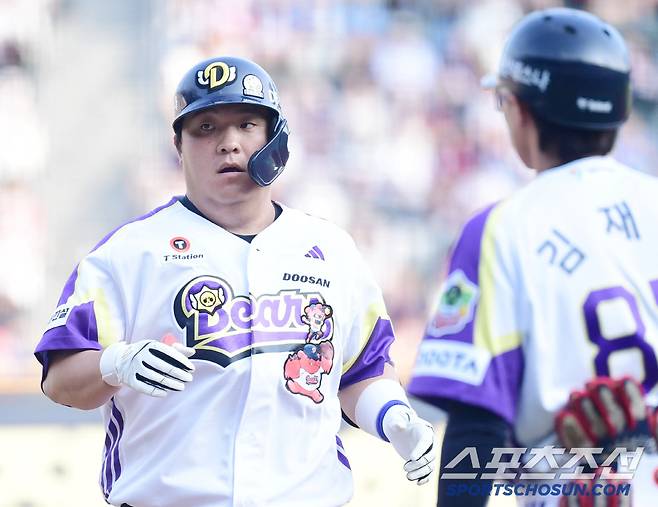 8일 잠실구장에서 열린 두산과 롯데의 경기. 4회말 2사 2루. 1타점 적시타를 날린 두산 김기연. 잠실=송정헌 기자songs@sportschosun.com/2025.06.08/