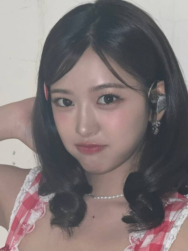 ⓒ안유진 인스타그램