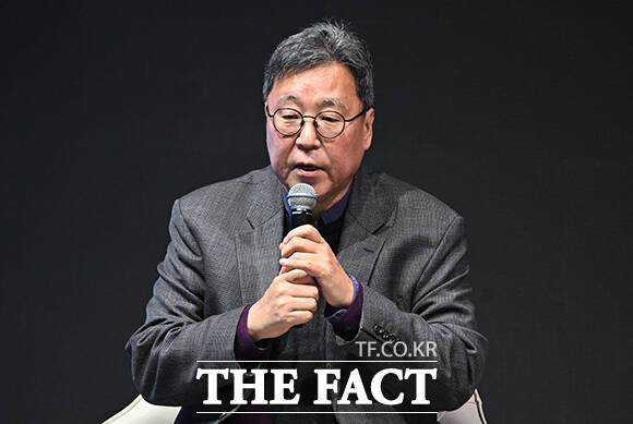 이규복 현대글로비스 대표이사가 1월 6일 경기 고양시 현대모터스튜디오 고양에서 열린 현대차그룹 2025년 신년회에 참석해 인사말을 하고 있다. /박헌우 기자