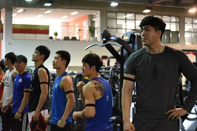 송화평 순경(가장 오른쪽)의 선수 시절 모습. 본인 제공