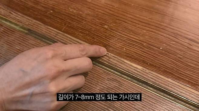 친일 극우 성향으로 알려진 만화가 윤서인씨가 일본의 한 료칸(숙박시설)에서 한국인 혐오성 홀대를 받았다는 사실이 공개돼 화제가 됐다. 윤서인 유튜브