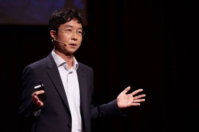 화성시가 개최하는 'MARS 2025'에 참석하는 유현준  ㈜유현준앤파트너스 대표 건축가. 유 대표는 'MARS 2025  SUMMIT'에서 강연과 토론에 참여한다. 화성시 제공