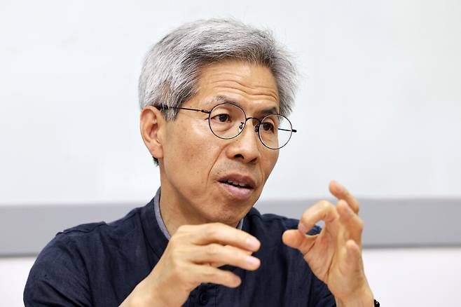 권영국 대표는 대선 득표율 0.98%의 성적표가 진보정치에 희망의 단서가 될 수 있는 이유를 정성껏 설명했다. 김명진 기자