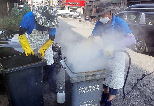 음식물 수거용기 소독