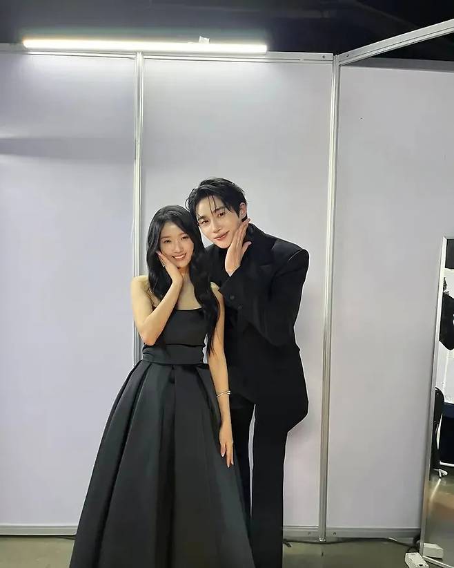 김혜윤, 변우석. SNS 캡처