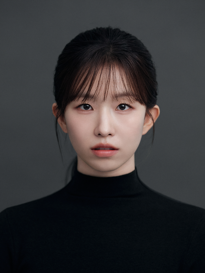 윤가이. 위엔터테인먼트