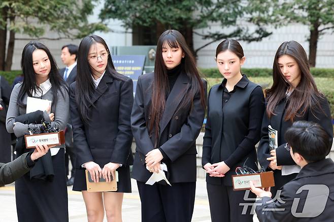 그룹 뉴진스(왼쪽부터 하니, 민지, 혜인, 해린, 다니엘)ⓒ News1 황기선 기자