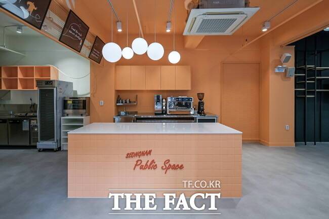소상공인 위한 맞춤형 창업 지원 공간인 '공공공간'의 내부 모습./성남시