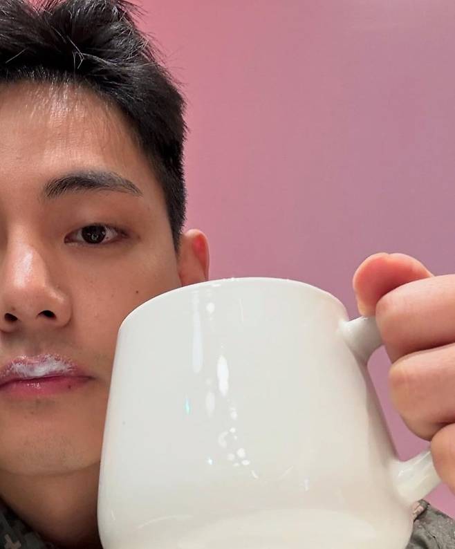 인스타그램 @thv