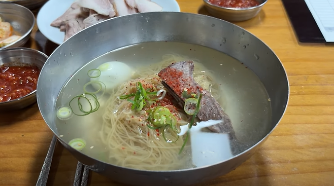 필동면옥 평양냉면. [사진 = 유튜브]