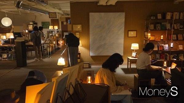 지난 4일 북클럽 인기의 이유를 알아보기 위해 ‘북클럽 문학동네’의 행사장을 찾았다. 사진은 행사장 내부의 모습. /사진=이수빈 기자