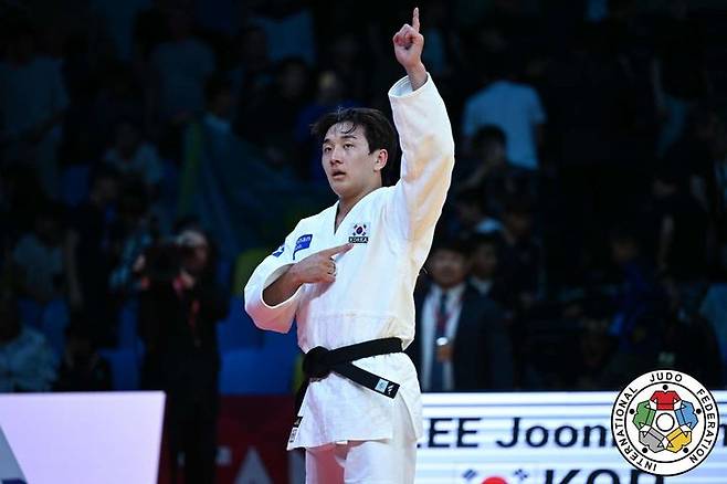 [서울=뉴시스] 국제유도연맹(IJF) 카자흐스탄 바리시 그랜드슬램 2025 남자 81㎏급에서 우승한 이준환. (사진=IJF 홈페이지 캡처) *재판매 및 DB 금지