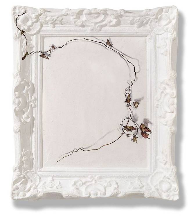 김정아 꽃꿈 Quiet dreams 수채, 한지 캐스팅 68.5x58.5x4 cm  2024 Courtesy of the artist and Duson Gallery 이미지 제공: 두손갤러리 *재판매 및 DB 금지