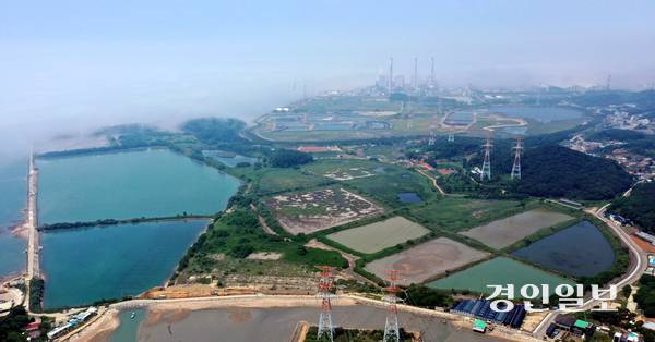 인천시가 옹진군 영흥 일원에 추진 중인 ‘영흥 미래에너지파크’ 조성에 본격 시동을 걸고 있다. 사진은 영흥 미래에너지 파크 부지로 활용될 에코랜드 일대의 모습이다. 2025.6.18 /조재현기자 jhc@kyeongin.com