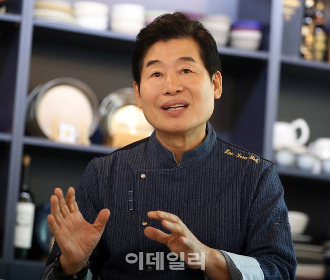 이연복 셰프는 요리는 마음에서 나온다고 말했다. (사진=김태형 기자)