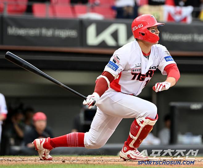 6일 광주 KIA챔피언스필드에서 열린 한화와 KIA의 경기, 6회말 KIA 최원준이 안타를 치고 있다. 광주=허상욱 기자wook@sportschosun.com/2025.06.06/