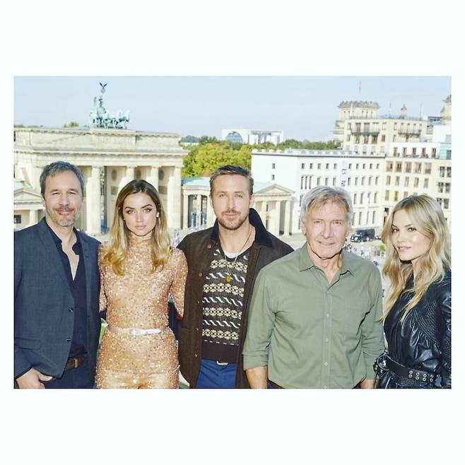 인스타그램 @ana_d_armas