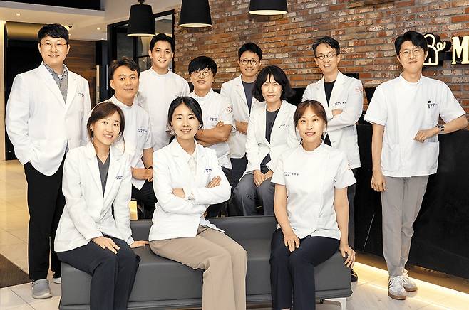 엠블아동병원 의료진은 육아 상담에서 질환 치료에 이르기까지 아동 건강을 위해 다방면으로 노력하고 있다. /김지아 헬스조선 객원기자