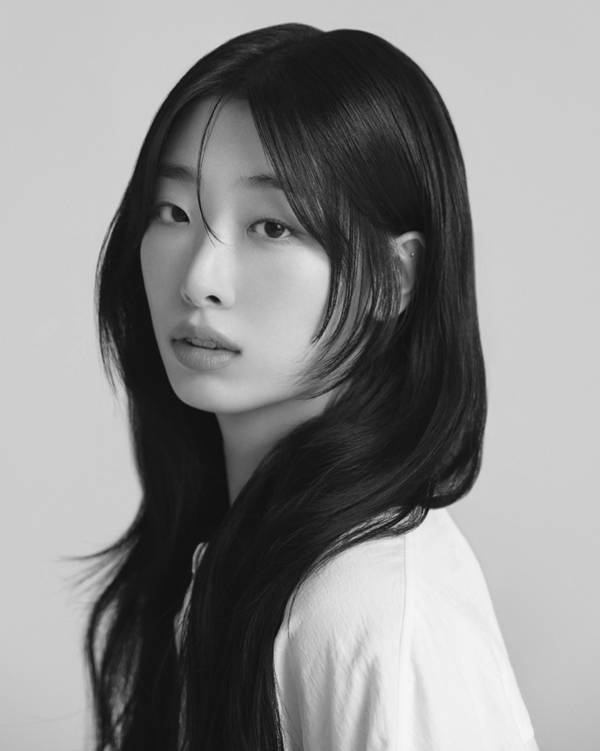 배우 류다인이 에일리언컴퍼니와 전속계약을 체결했다.