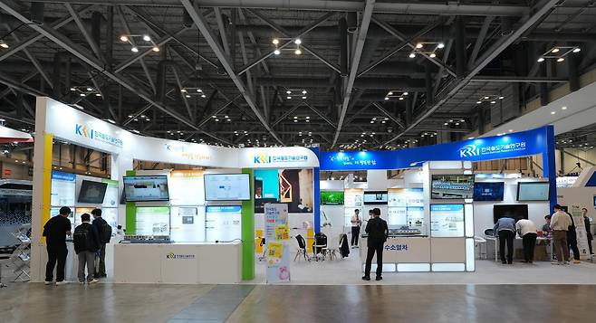 2025 부산국제철도기술산업전 한국철도기술연구원 부스 전경.[한국철도기술연구원 제공]
