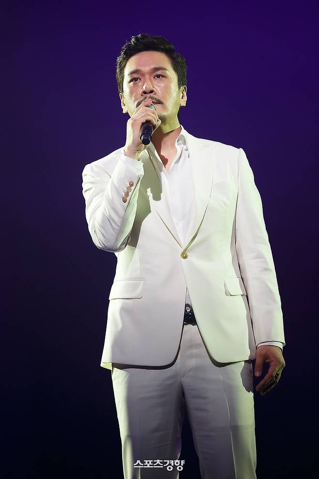 캐나다 출신 가수 JK김동욱. 경향신문 자료사진