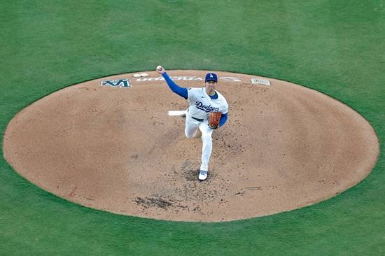 LA 다저스 오타니 쇼헤이의 마운드 복귀전에 MLBTV 중계 역사상 가장 많은 시청자가 몰렸다. 시청률은 이전 단일 경기 최고 시청률을 28%나 넘겼다. 연합뉴스