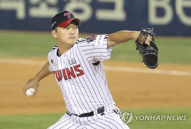 LG 트윈스 시절의 고우석 [연합뉴스 자료사진]