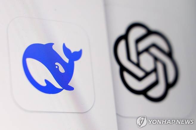 딥시크와 챗GPT 로고 [타스 연합뉴스 자료사진. 재판매 및 DB금지]