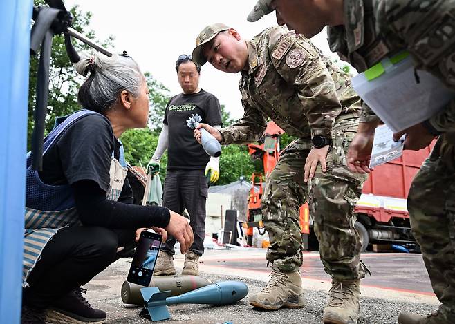 18전비, 군용 불발탄 폭발 사고 예방 활동 [공군 18전투비행단 제공. 재판매 및 DB 금지]
