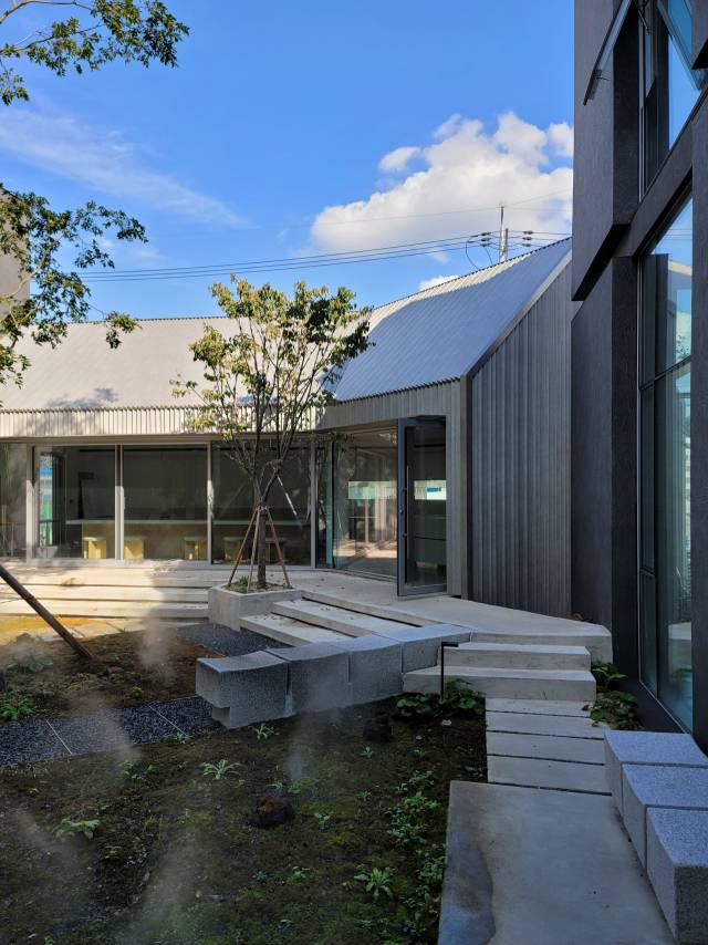 ‘SQUARE Factory(스퀘어 팩토리)’ 중정 별관동.