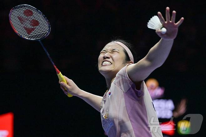 '셔틀콕 여제' 안세영이 개인 용품사와의 계약을 앞두고 있다. ⓒ AFP=뉴스1 ⓒ News1 김성진 기자