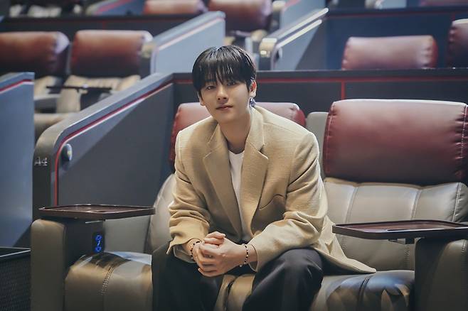 이정하. 사진 | 웨이브