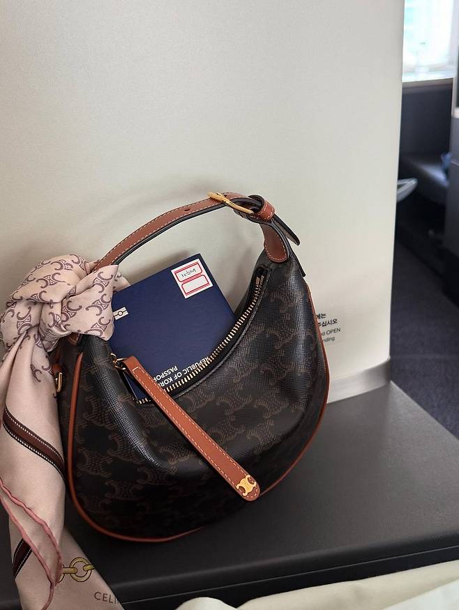 인스타그램 @skuukzky