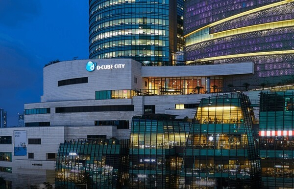 image.png [단독] 디큐브시티 폐점 코앞…현대식품관·교보문고도 결국 방 뺀다