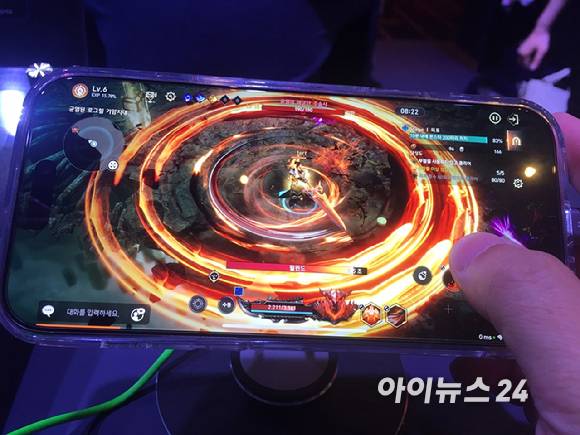 '버서커' 클래스로 카오스 브레이크를 플레이하는 모습. [사진=문영수 기자]