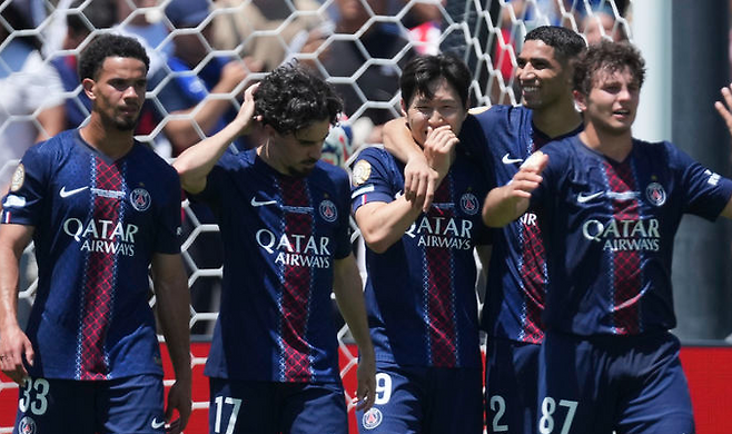 프랑스에서 활동하고 있는 이강인 축구 선수