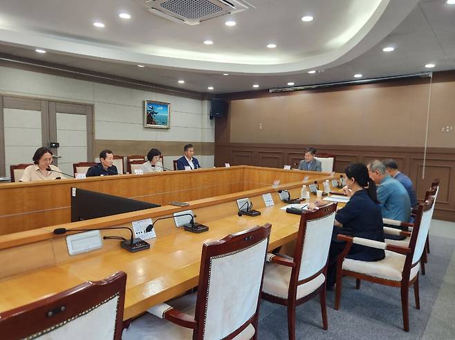 2025년 제1회 동두천시경계결정위원회를 개최 하고 있다.ⓒ동두천시 제공