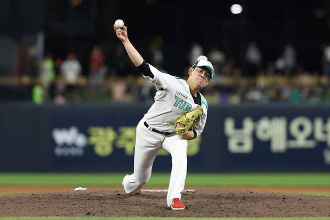 ▲ 성영탁은 1군 데뷔부터 현재까지 15.2이닝 연속 무실점을 기록 중이다 ⓒKIA타이거즈